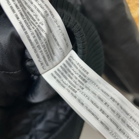 $160 Abercrombie Black Faux Fur Collared Vegan Leather Bomber Jacket Coat Small - Picture 7 of 7